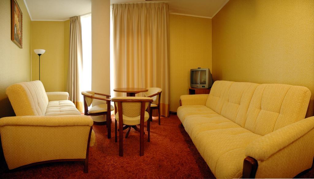 Grot Hotel Malbork Luaran gambar