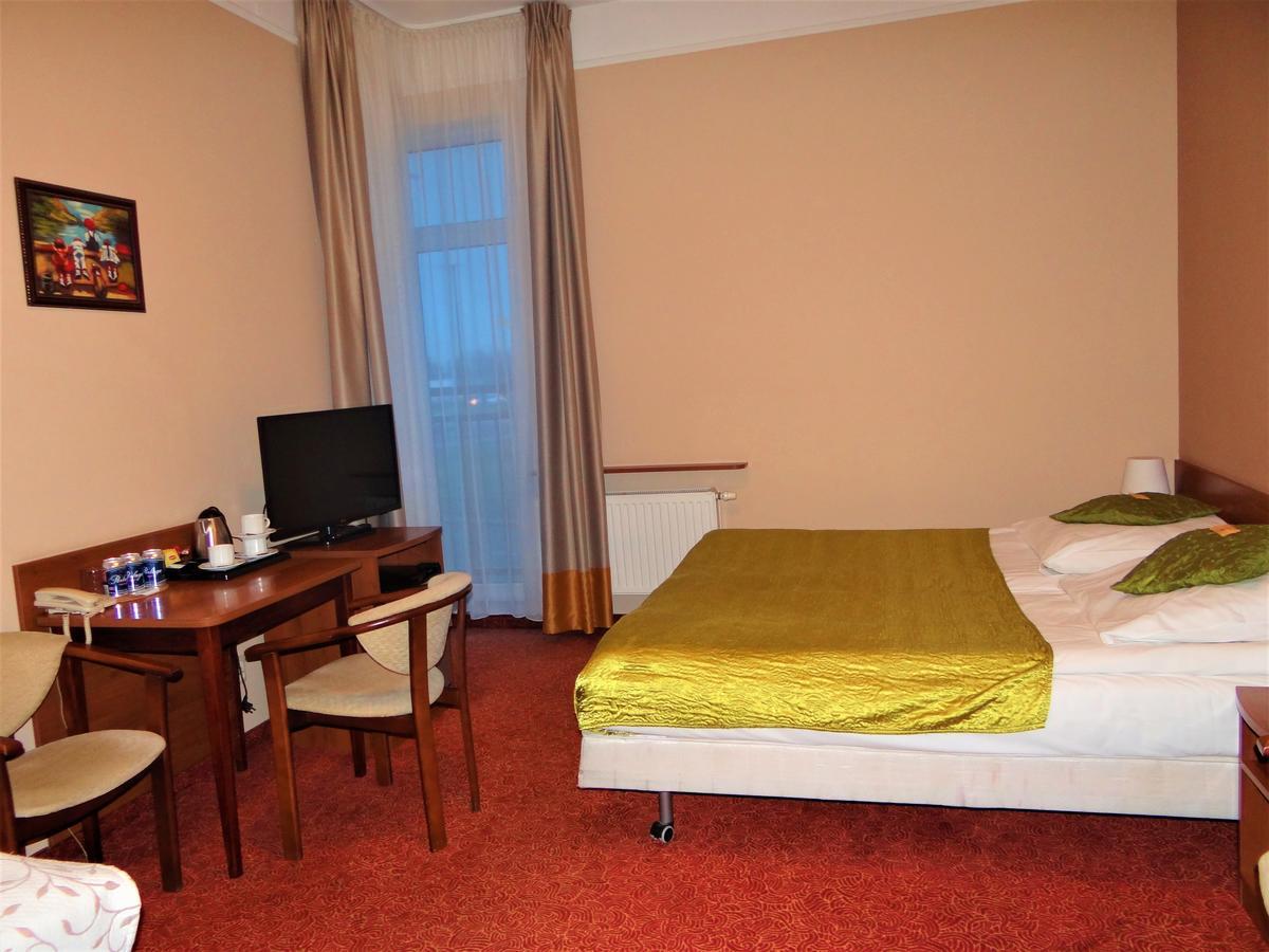 Grot Hotel Malbork Luaran gambar