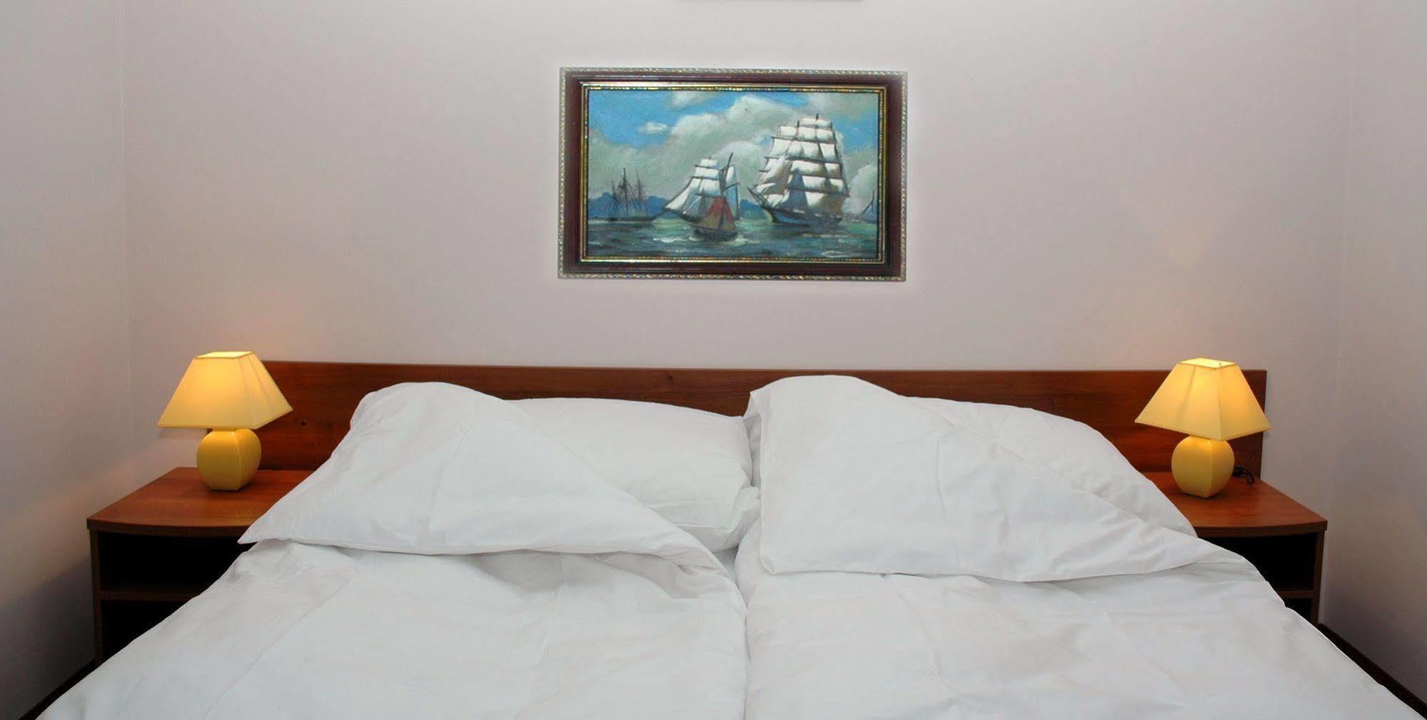 Grot Hotel Malbork Luaran gambar