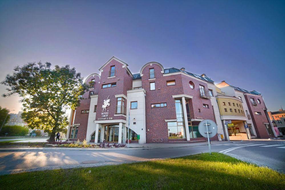 Grot Hotel Malbork Luaran gambar