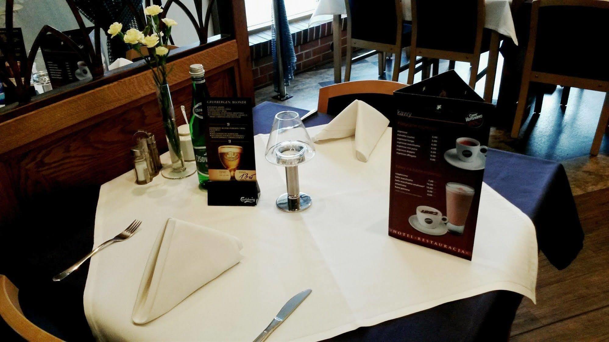 Grot Hotel Malbork Luaran gambar